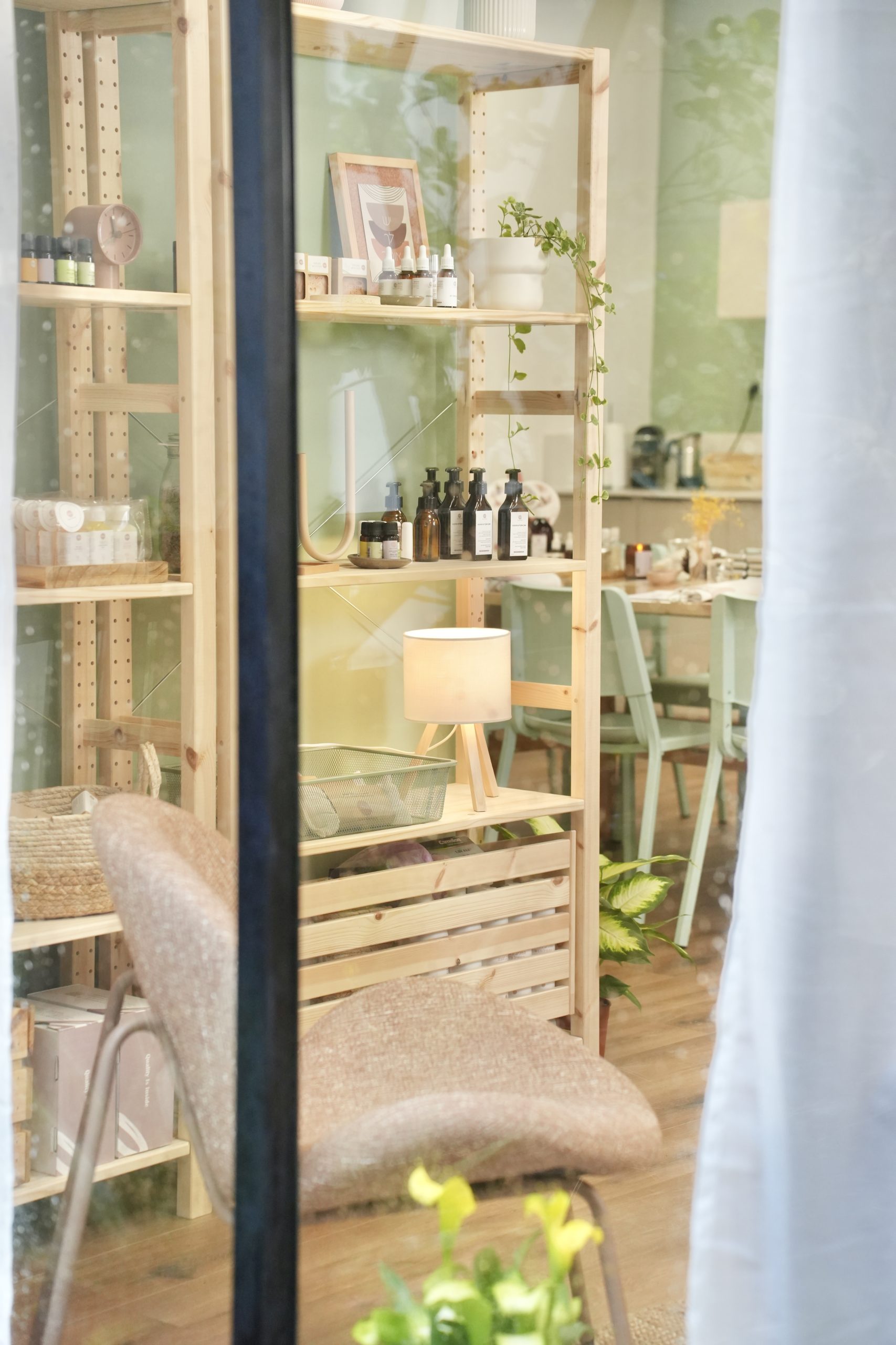 סדנה לנערות להכנת איפור מינרלי בפורים 3.3 - 10:00 – תמונה 4